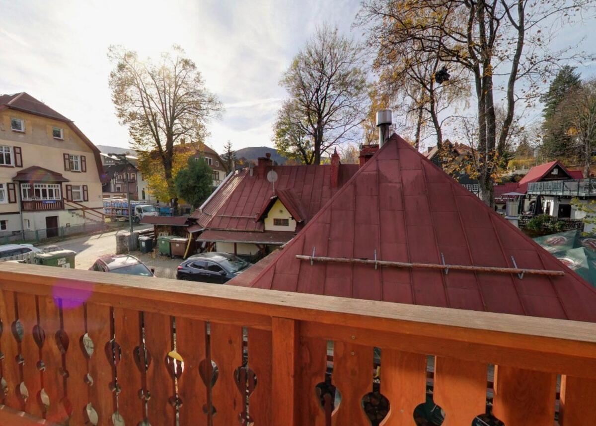 Dom Wypoczynkowy Topaz Szklarska Poręba Rom bilde